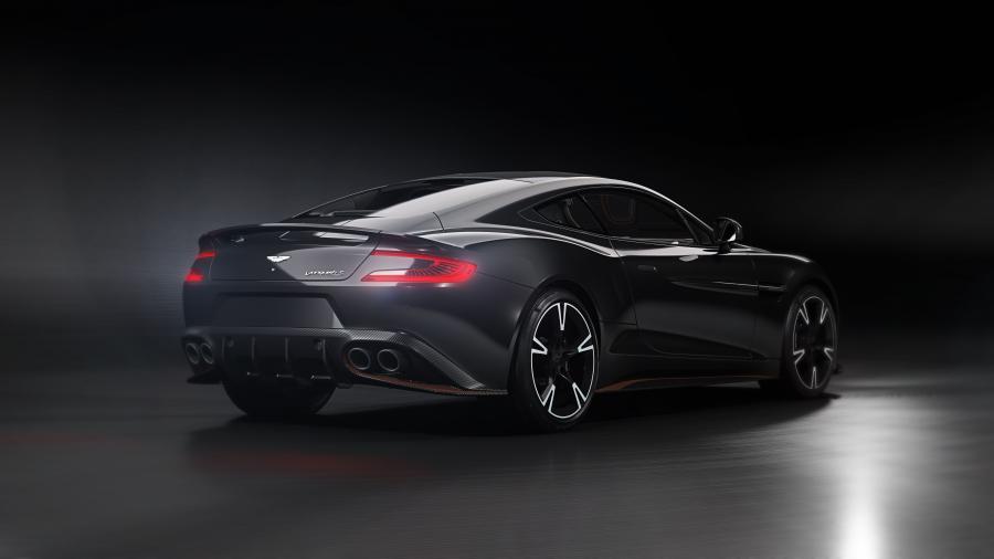  Aston Martin Vanquish S Ultimate 2017 года  (фото 2 из 6)
